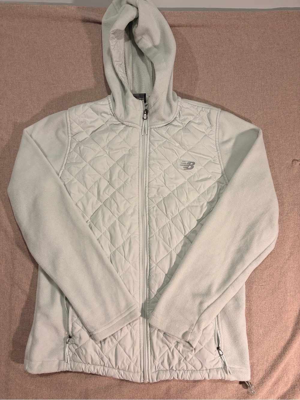 New Balance Women's Mint Green Quilted & Fleece Hooded Jacket. Large.